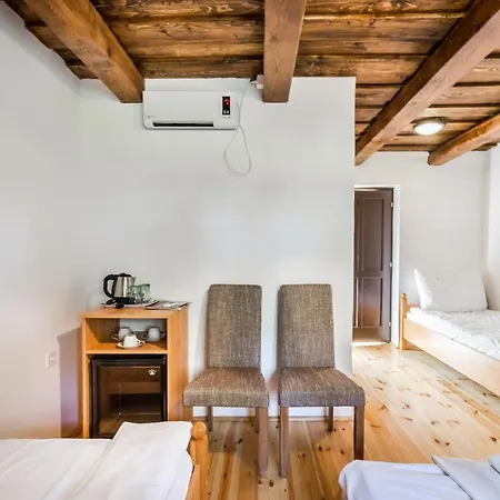 Bugaci Menesbirtok Ueduelohazak Bed and breakfast 3*